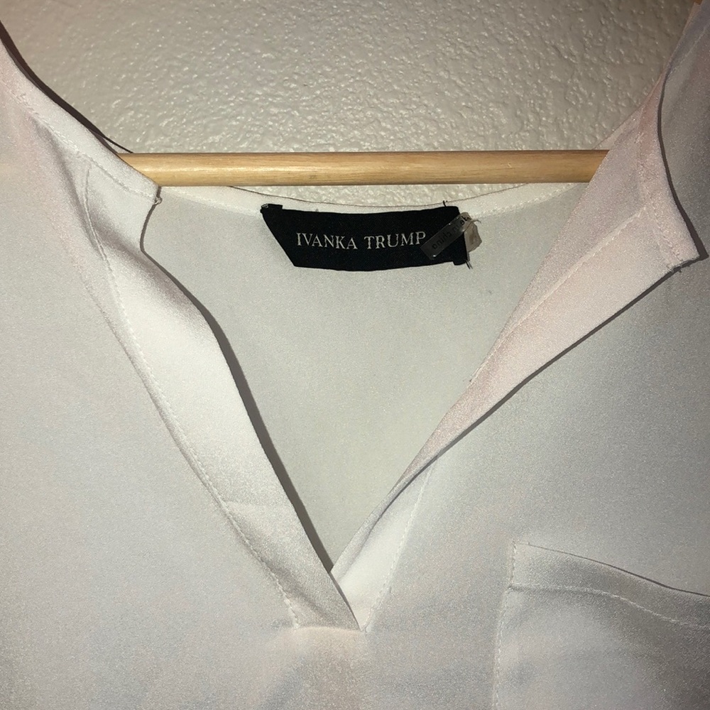 Ivanka Trump Blouse - Picture 4 of 4